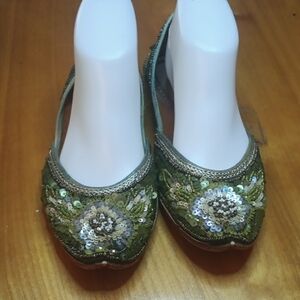 Embroidered Green Women's Flats India Size 7 Sequins